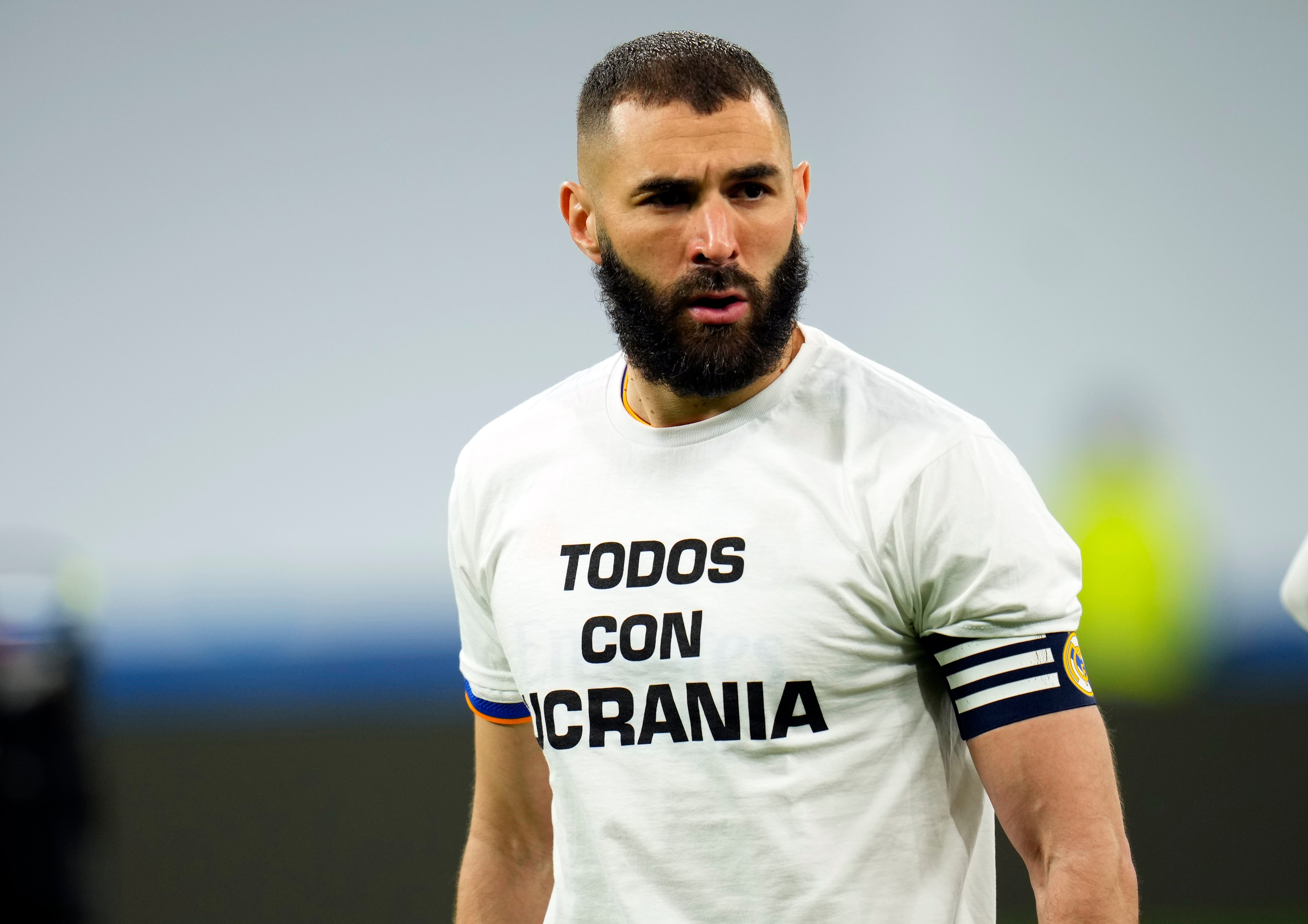 Karim Benzema wears a T-shirt reading ‘all with Ukraine'