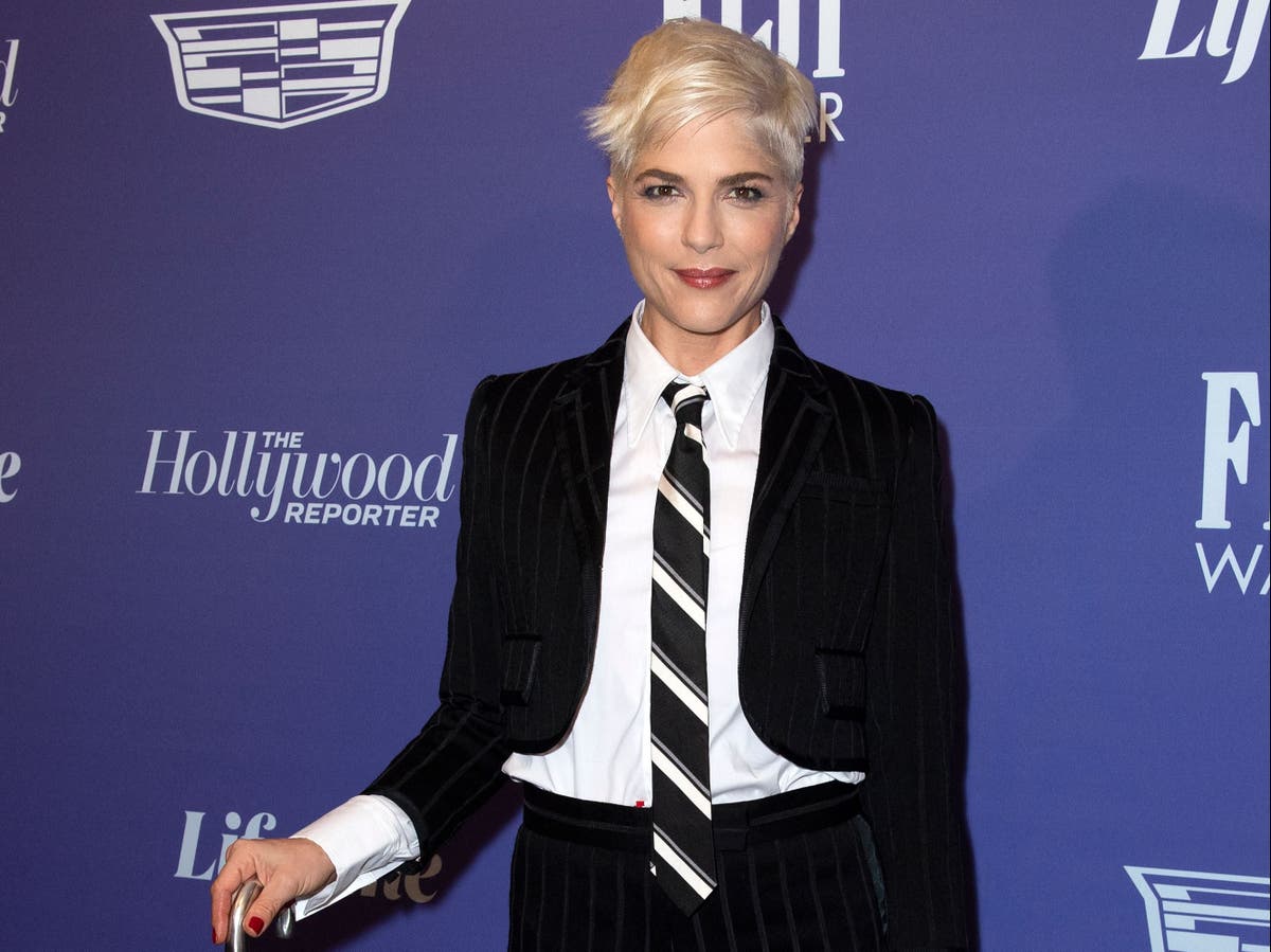 Selma Blair shares message of ‘strength’ as she marks MS Awareness month Selma Blair shares message of ‘strength’ as she marks MS Awareness month