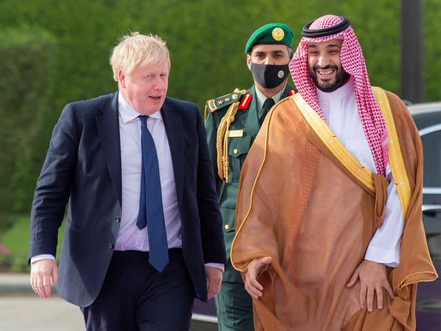 <p>Saudi Crown Prince Mohammed Bin Salman and Boris Johnson in Riyadh, Saudi Arabia March 16, 2022</p>