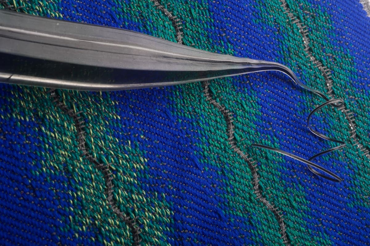 Researchers create fabric that ‘hears’ your heartbeat Researchers create fabric that ‘hears’ your heartbeat