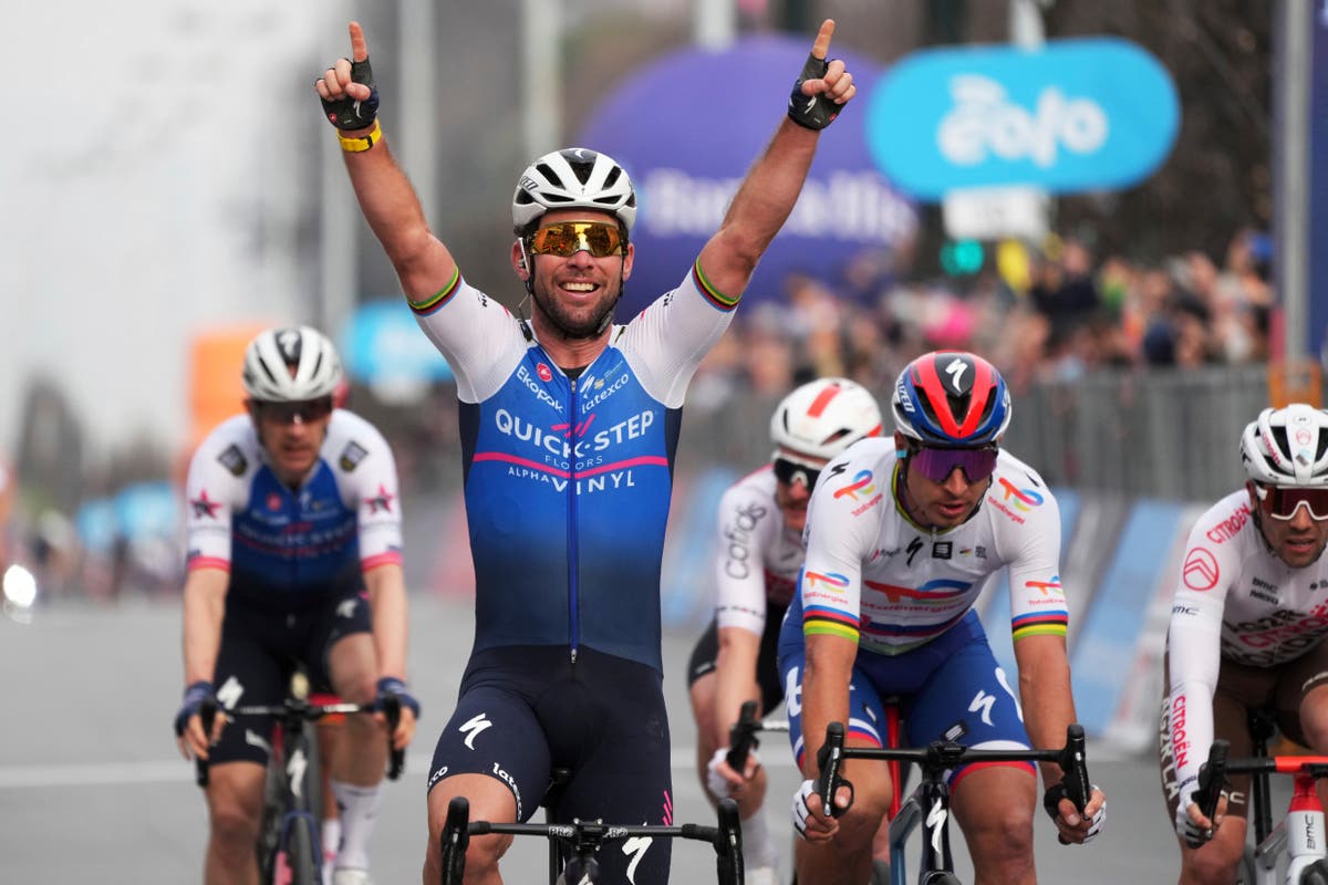 Mark Cavendish makes British cycling history with Milano-Torino victory ...