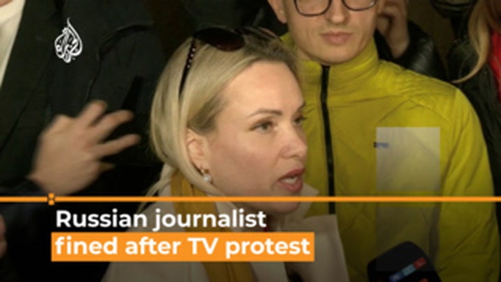 Russian TV editor releases statement after being arrested for protest ...