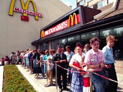 Moscow residents wait outside Russia’s first McDonald’s in 1991