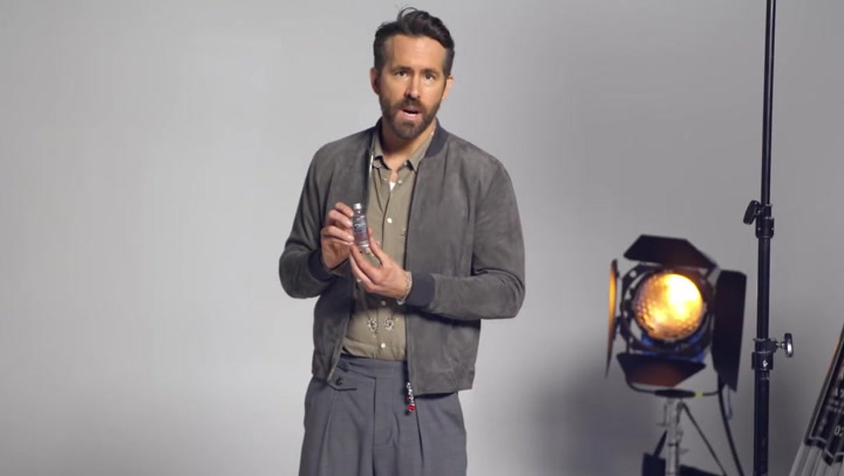 Ryan Reynolds stars in British Airways ad for his Aviation Gin brand |  Culture | Independent TV