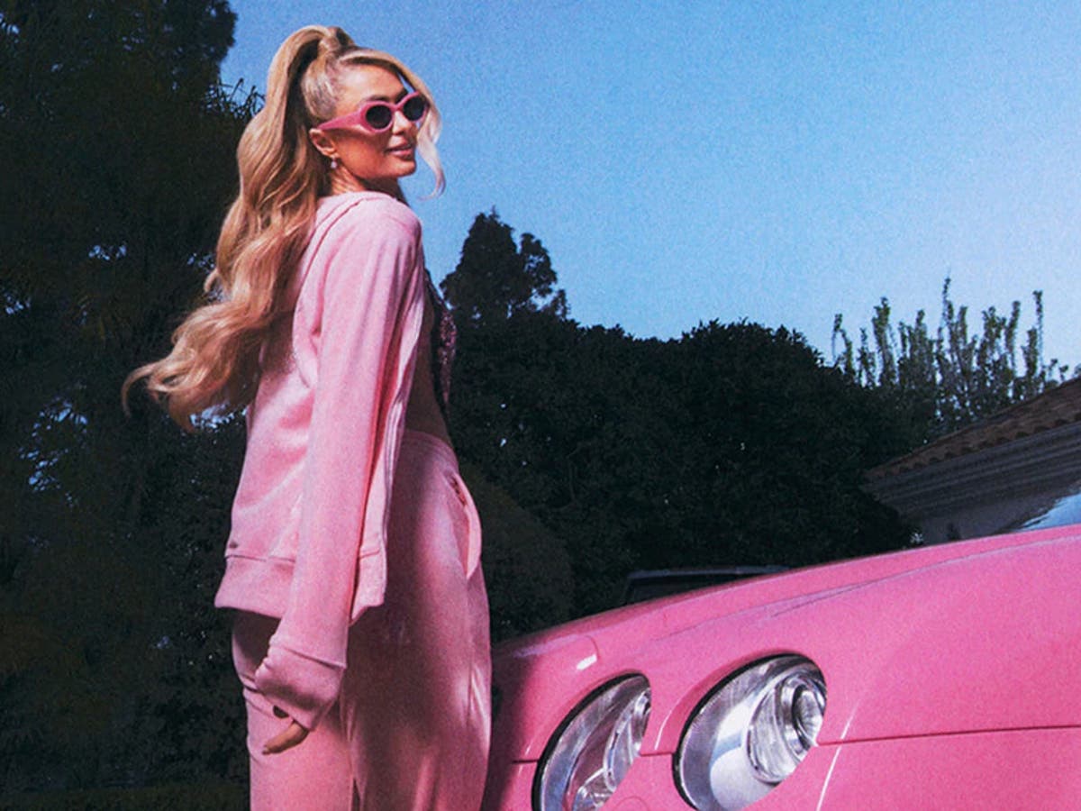 Paris Hilton says she owns 100 Juicy Couture tracksuits