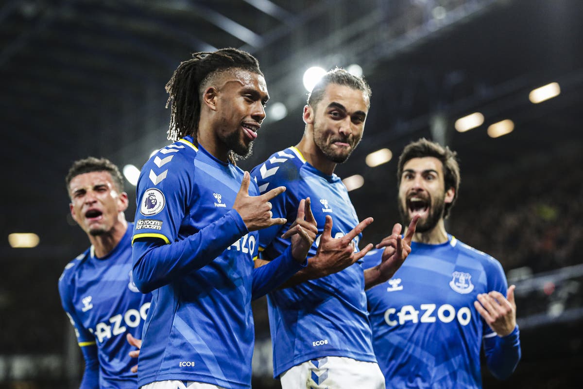 Alex Iwobi boosts Everton survival bid with late winner against Newcastle