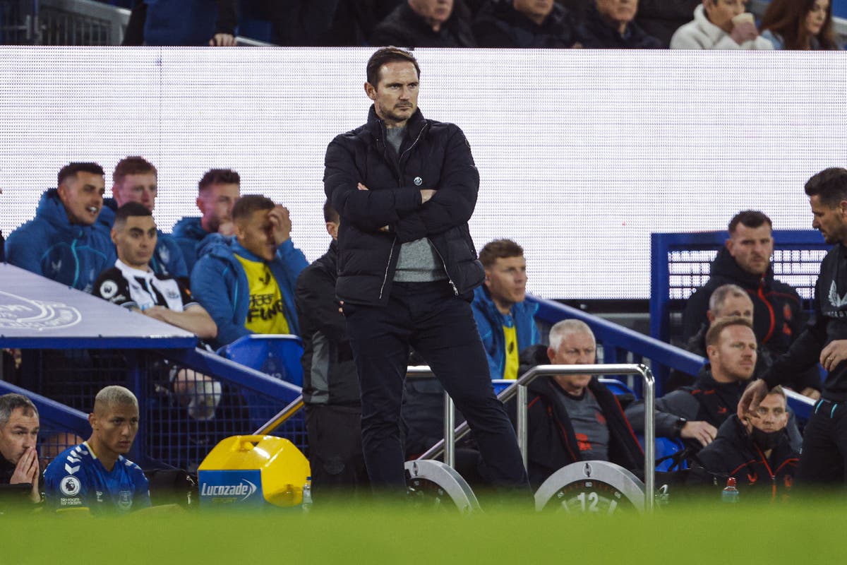 Frank Lampard breaks hand celebrating crucial Everton winner against Newcastle