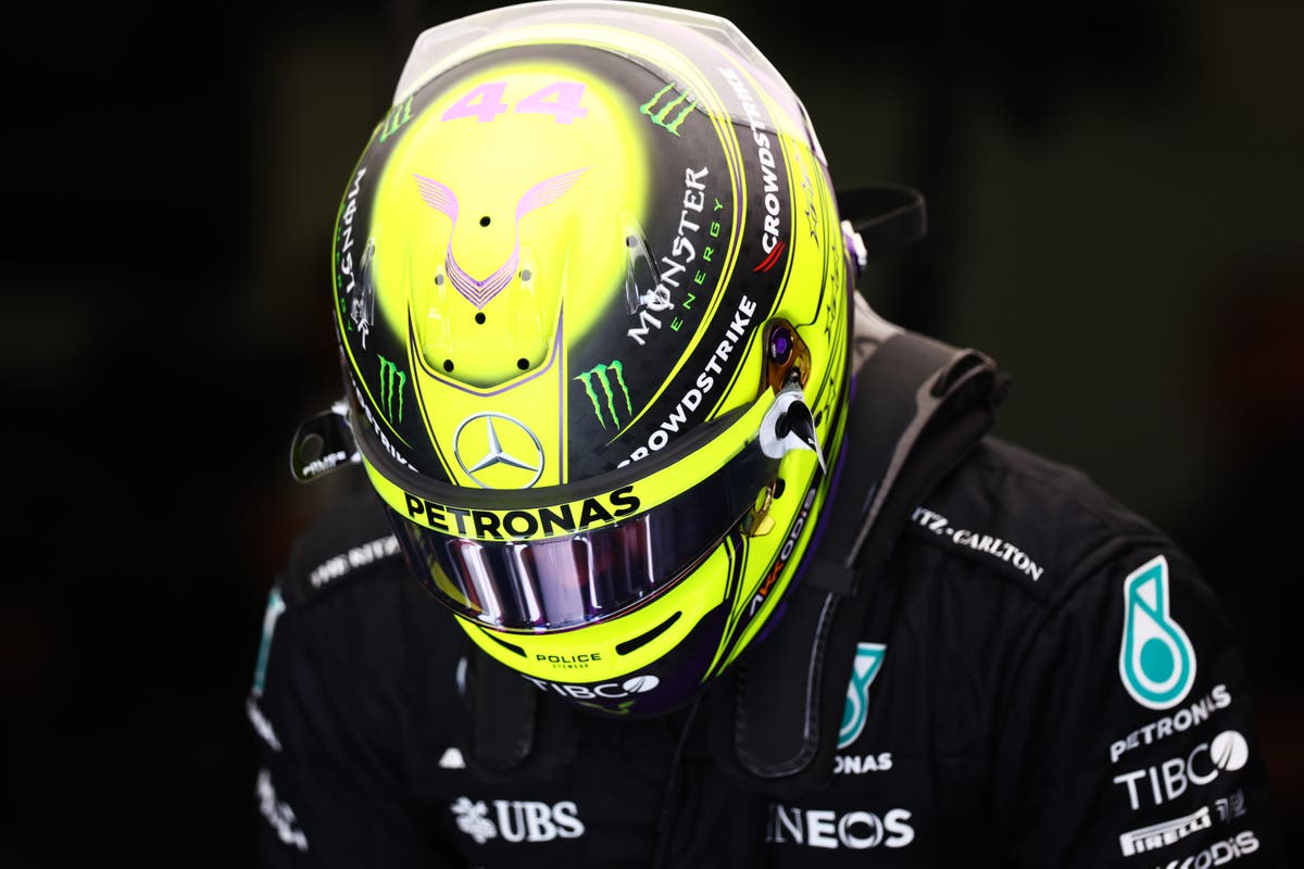 Lewis Hamilton explains new yellow helmet for 2022 F1 season