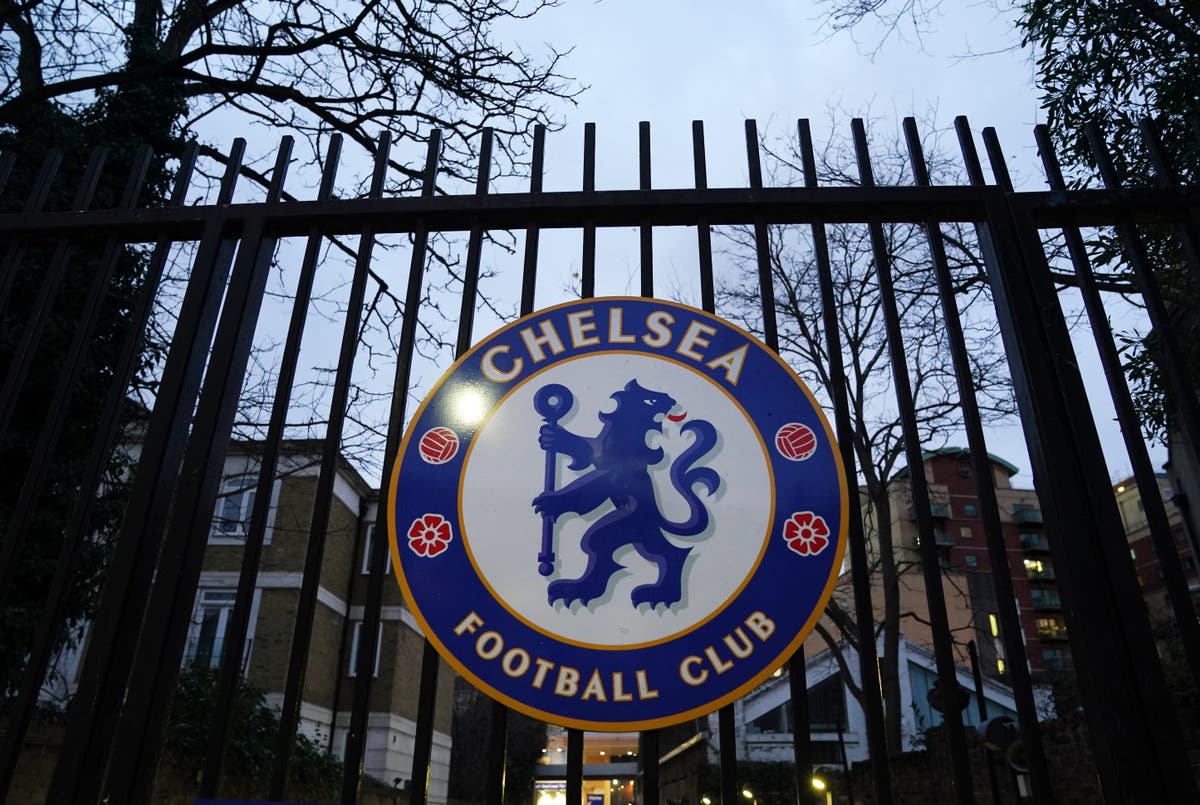 Chicago Cubs owners beat evening deadline to submit bid for Chelsea takeover Chicago Cubs owners beat evening deadline to submit bid for Chelsea takeover