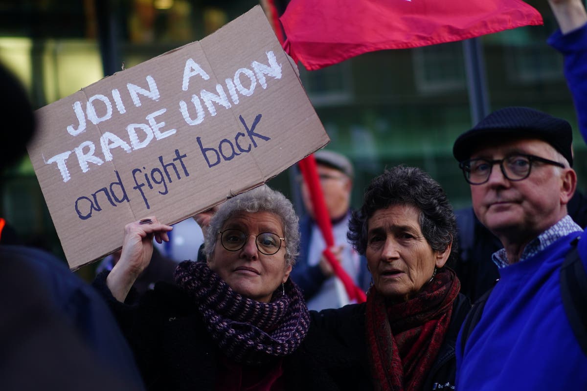 Labour: Government should publish legal advice on P&O