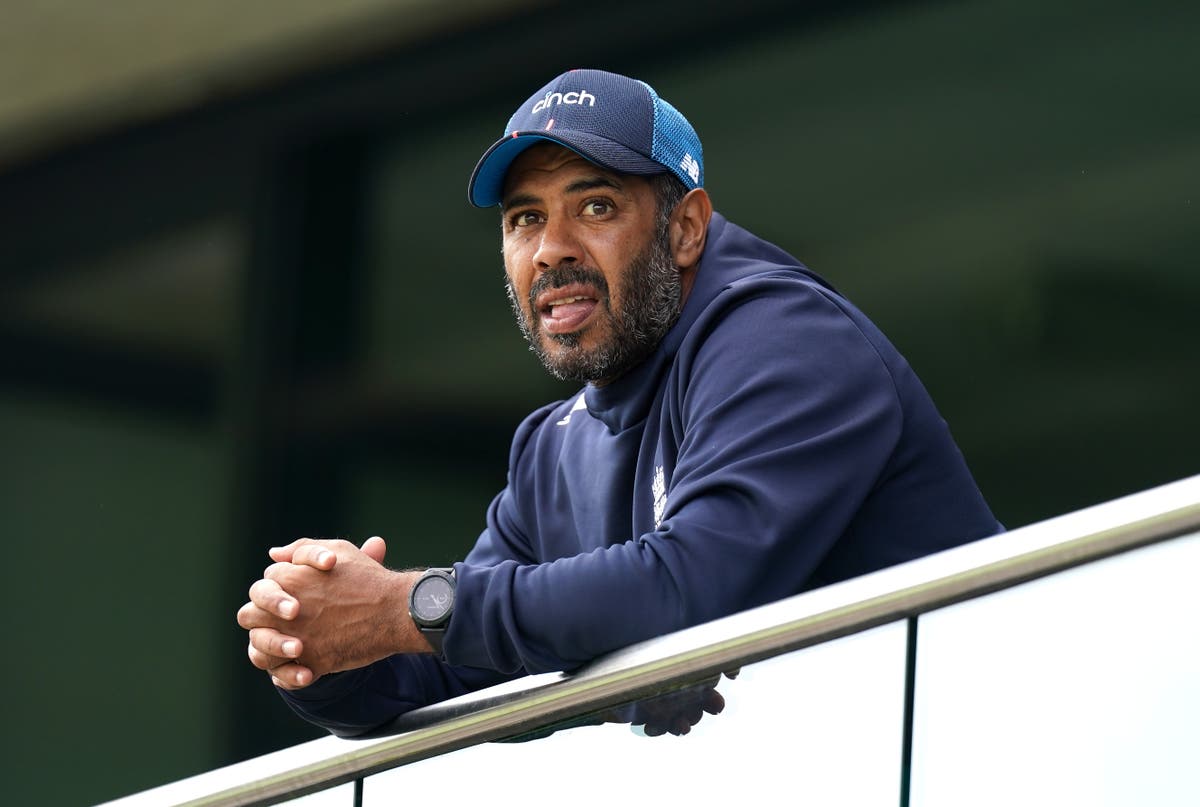 England pay heavy price for two mistakes on day three &ndash; spin bowling coach Patel