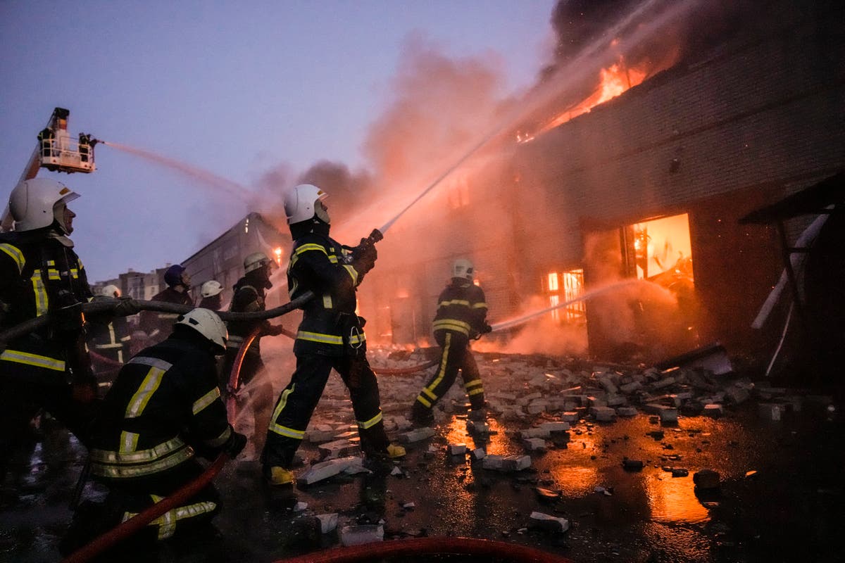 Convoy of UK fire trucks heading to Ukraine to help emergency services