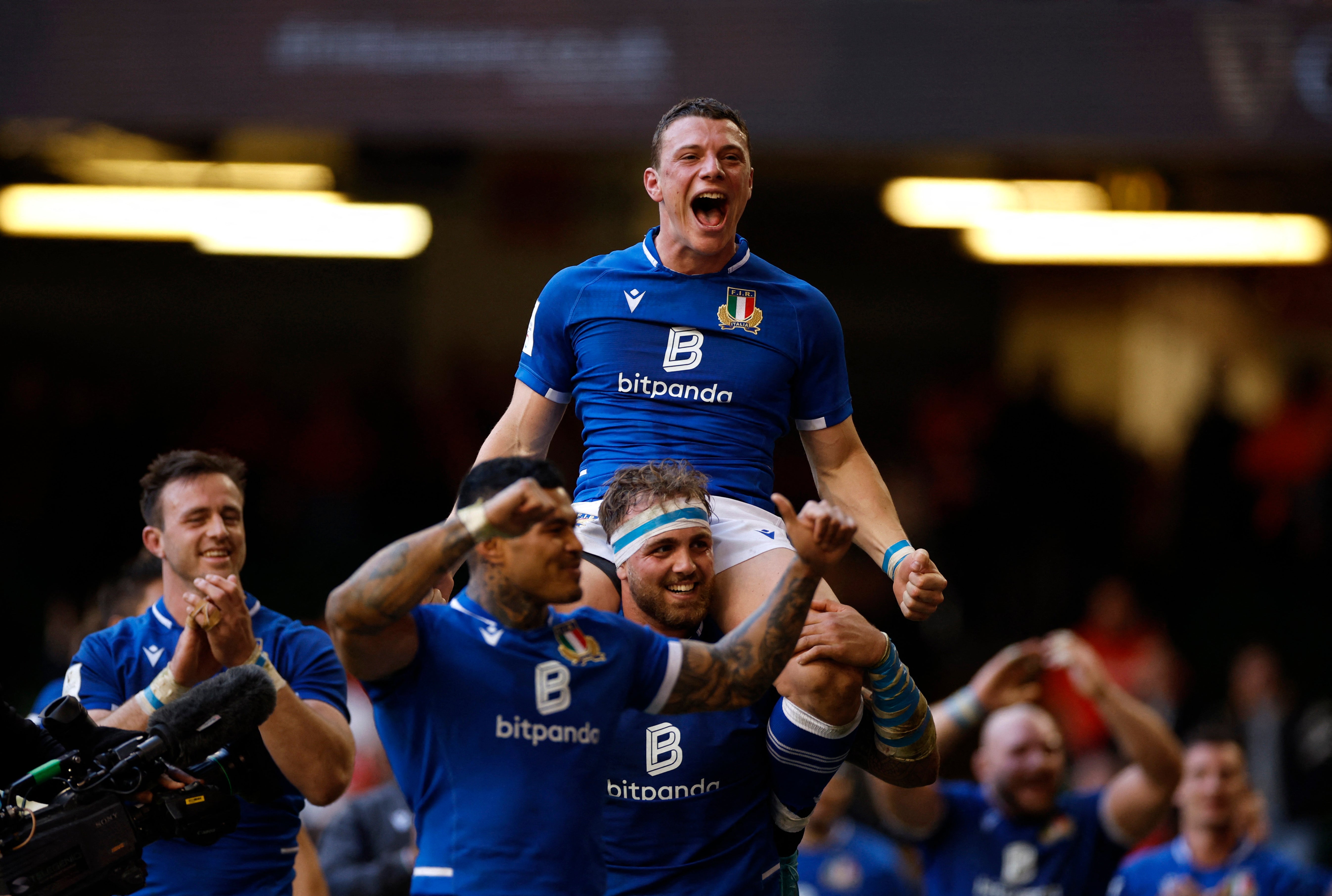 Italy won a first Six Nations game since 2015 in dramatic fashion