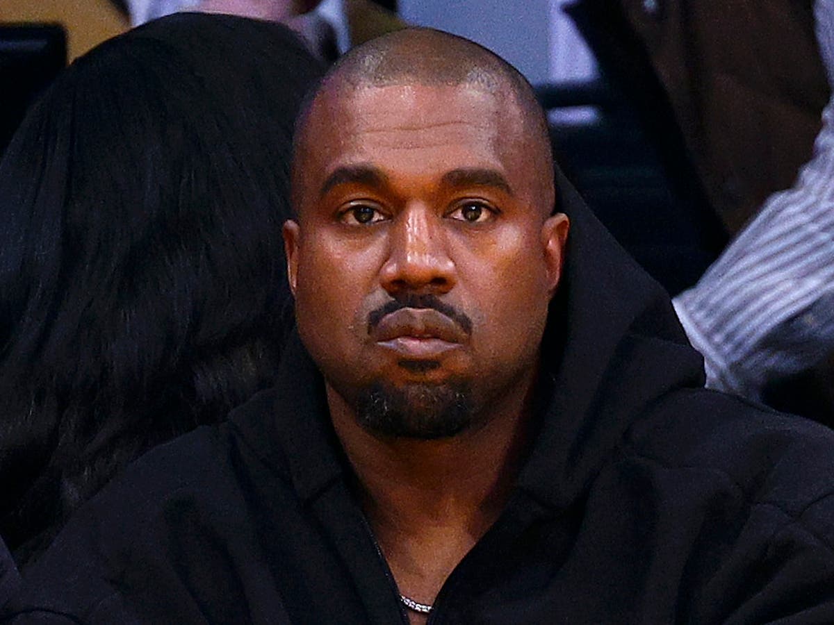 Los informes dicen que Kanye West rechazó más de £ 6 millones para la fiesta principal de Coachella