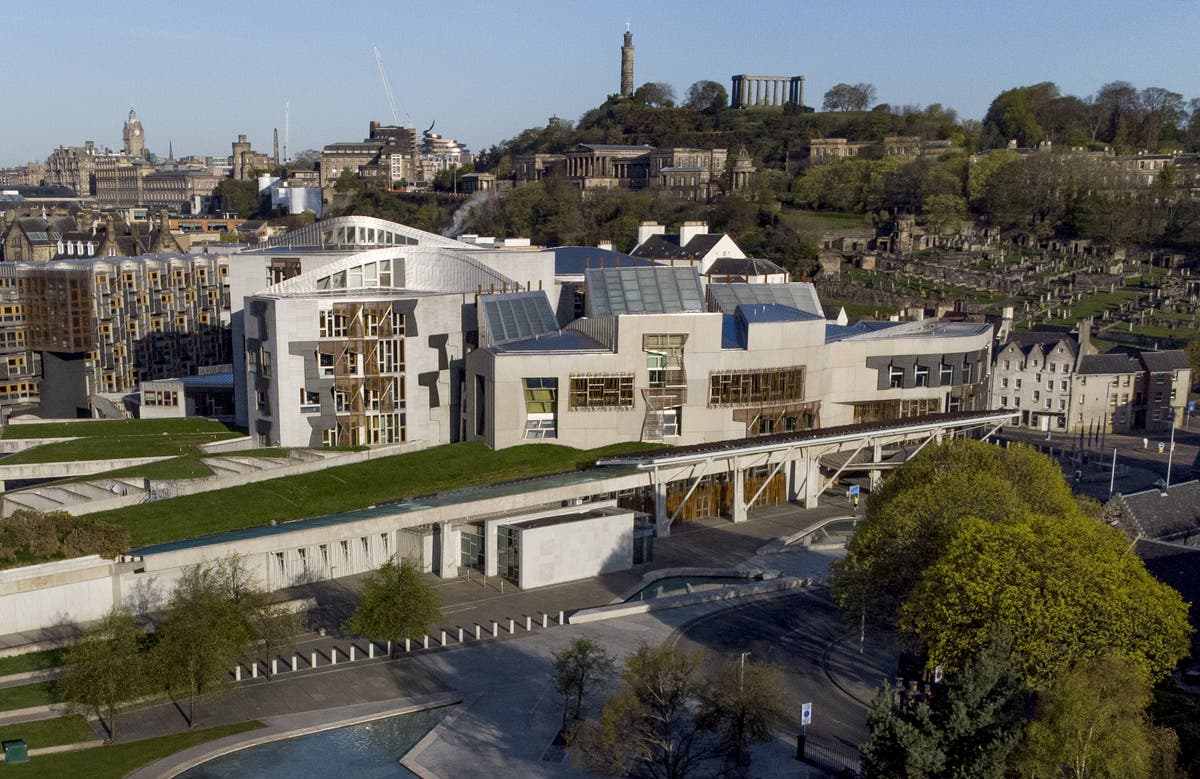 Father&rsquo;s &lsquo;unbearable pain&rsquo; after death of son while playing rugby for Holyrood