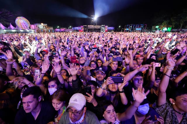 VIVE LATINO