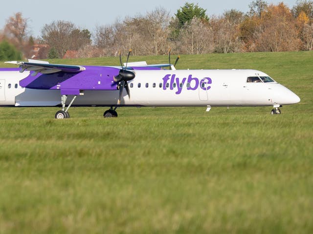 <p>Taking off: Flybe Dash 8 Q400 aircraft</p>