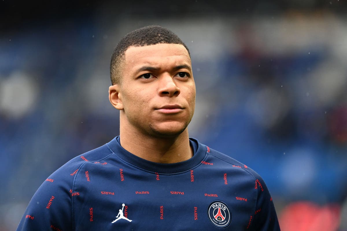 Kylian Mbappe ‘fed up’ as he joins up with French teammates | The ...