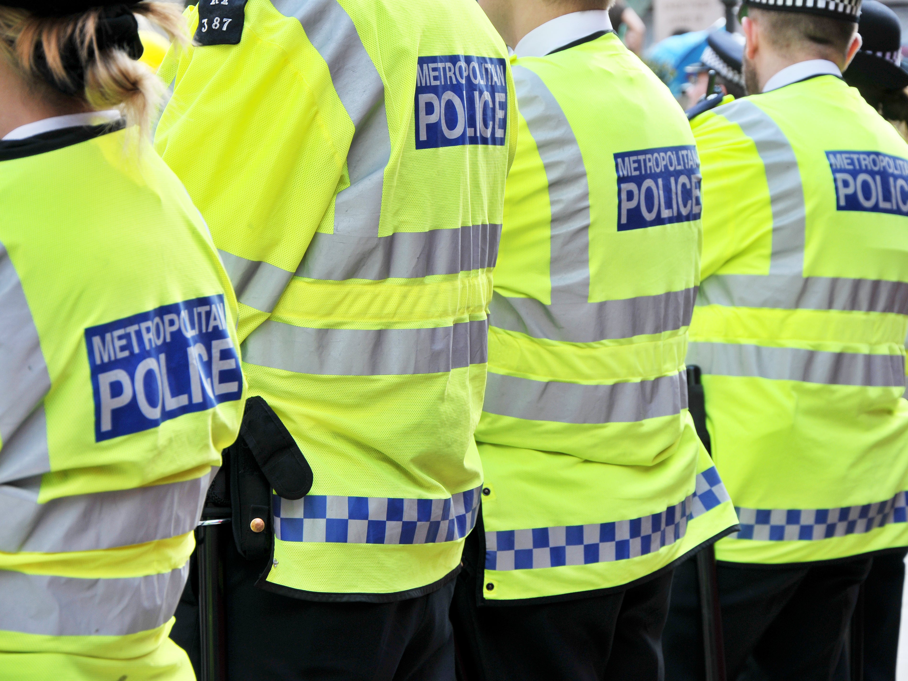 The Metropolitan Police is receiving less than half of the applications it needs for uniformed PCs
