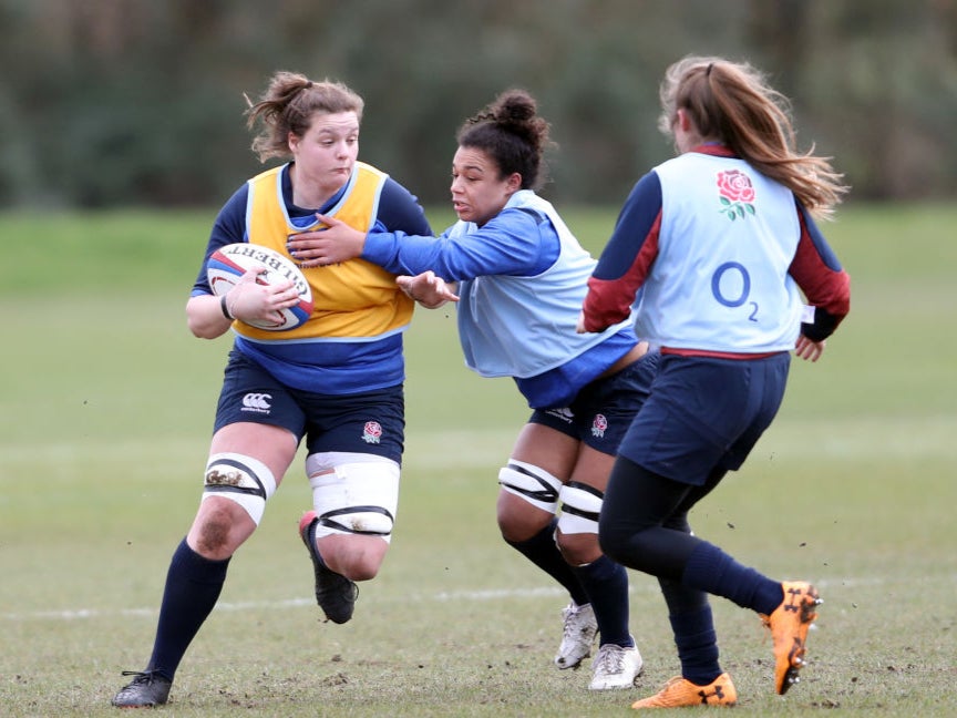 Sarah Beckett is tackled in England training in 2020