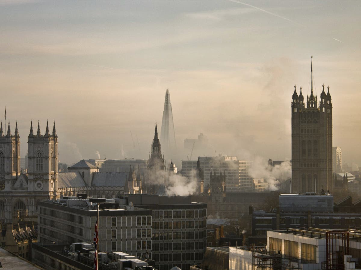 High air pollution warning for London as Sadiq Khan says toxic air ‘extremely dangerous’ High air pollution warning for London as Sadiq Khan says toxic air ‘extremely dangerous’