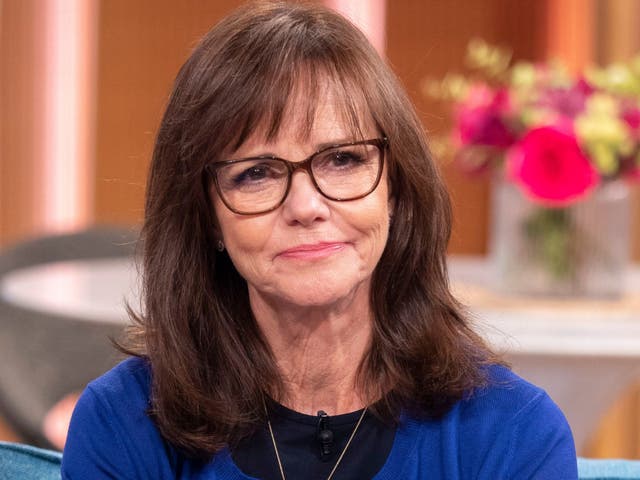 <p>Sally Field</p>