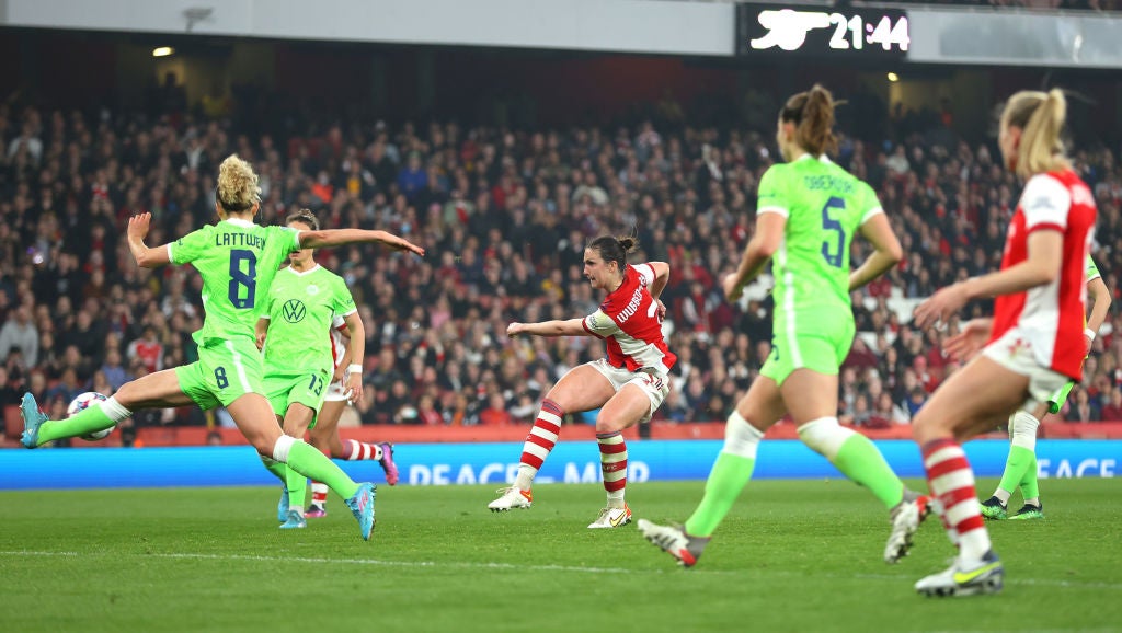 Lotte Wubben-Moy rescued a draw for Arsenal ahead of next week’s second leg