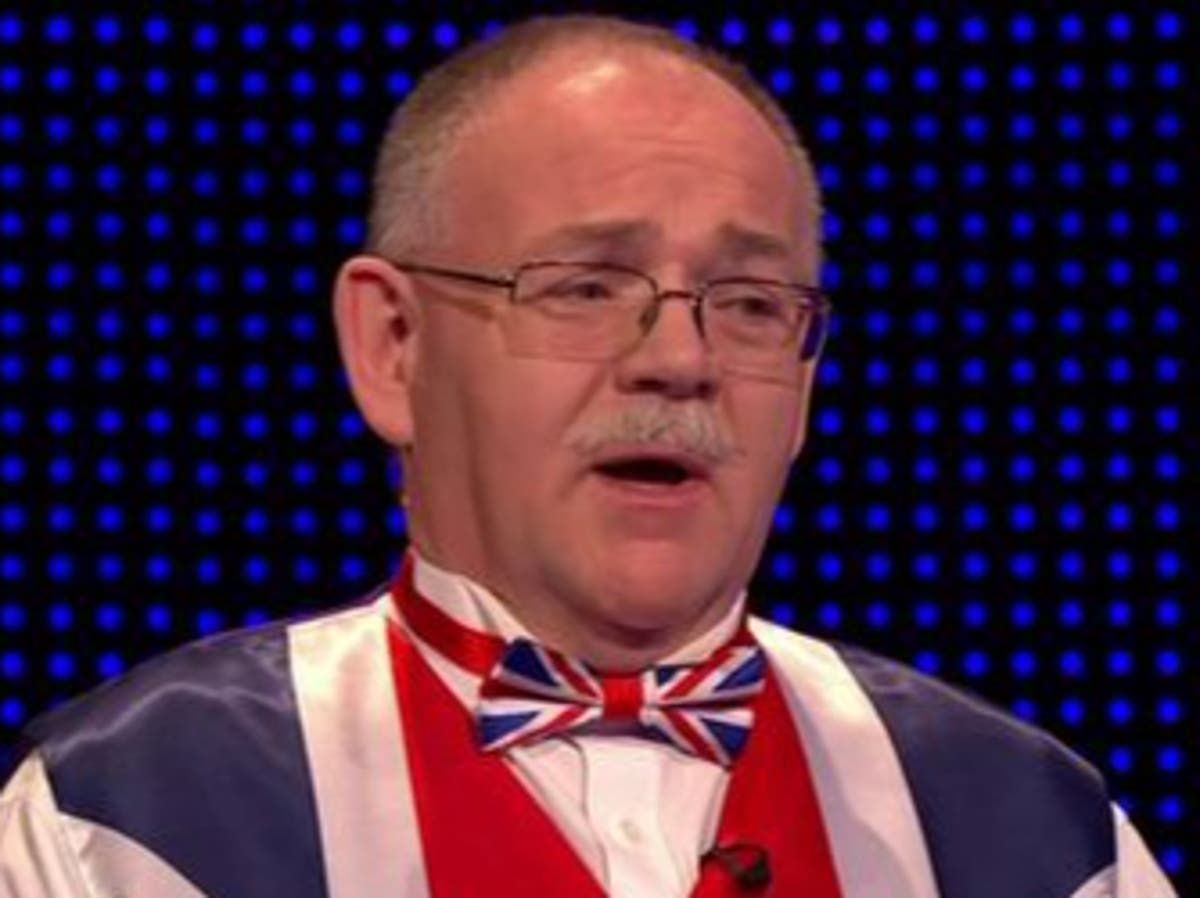 The Chase contestant sends viewers into frenzy with unusual outfit