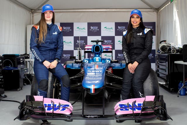 <p>Alpine said Abbi Pulling (left) and Aseel Al Hamad (right) are the first women to drive a F1 car in Saudi Arabia</p>