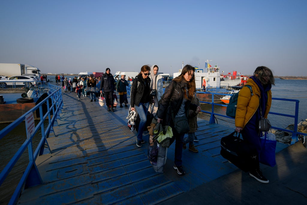 EXPLAINER: How U.S. is expanding aid to Ukrainian refugees  