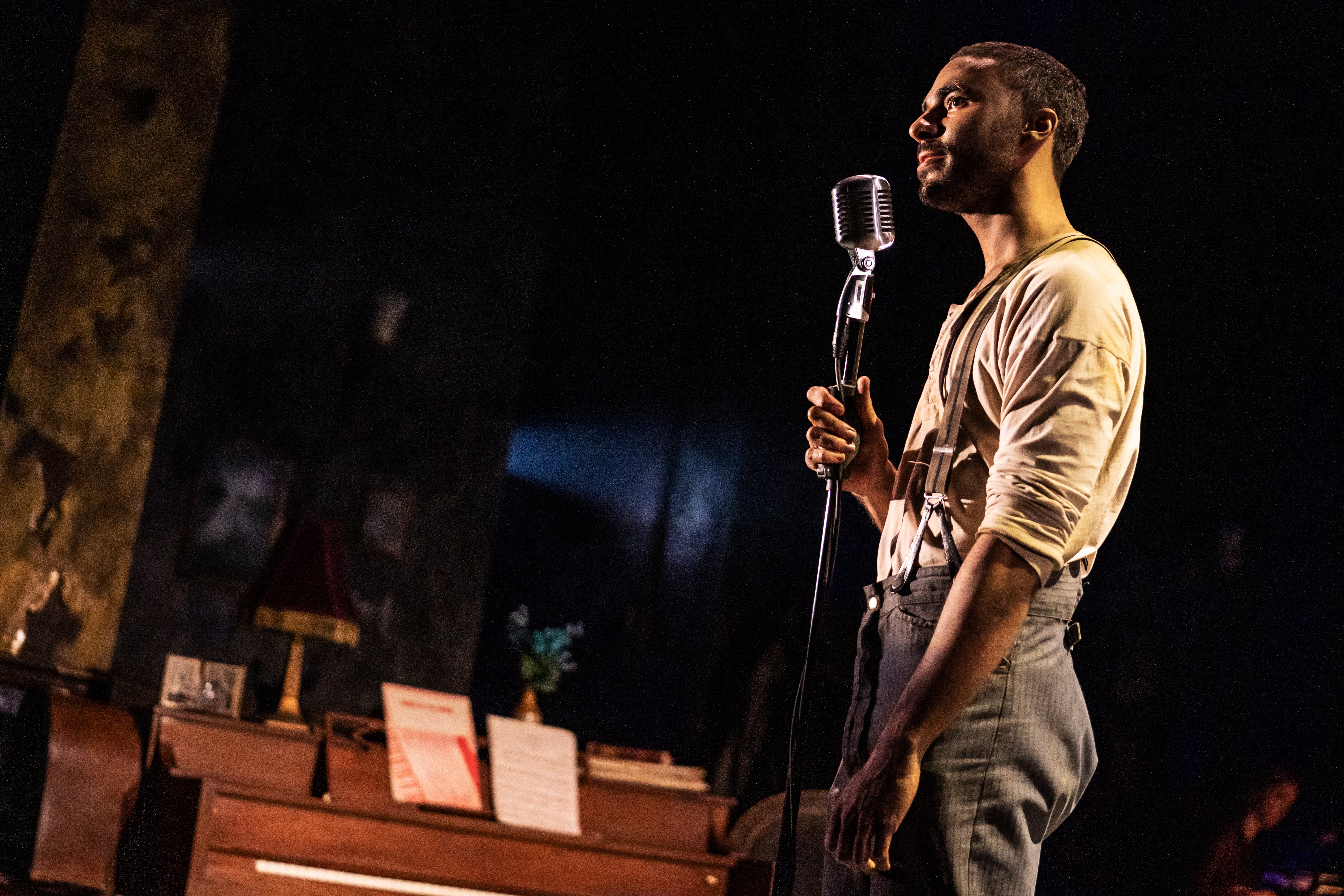 Theater-Girl From the North Country