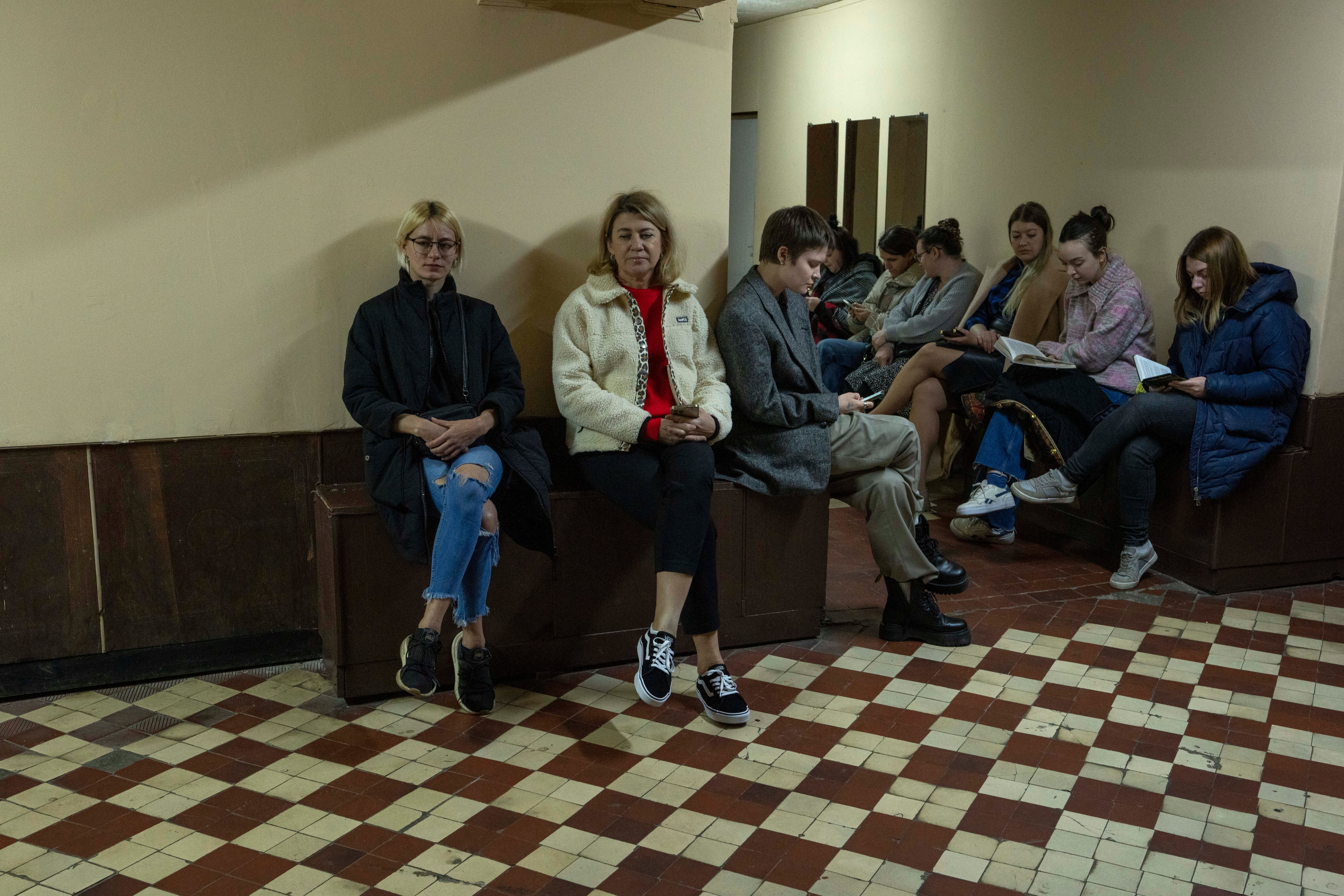 Russia Ukraine War Fashion Flees