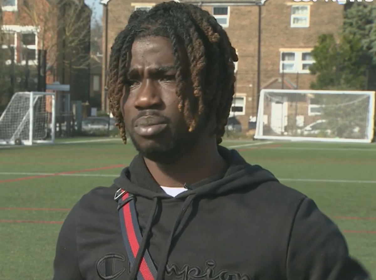 Black man stopped by Met Police &lsquo;for wearing coat during warm weather&rsquo;