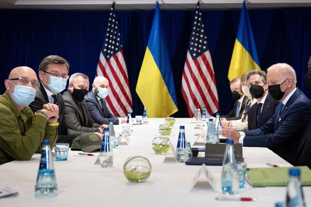 <p>US President Joe Biden together with US Secretary of State Antony Blinken attend a meeting on Russia’s war in Ukraine with Ukrainian Foreign Minister Dmytro Kuleba (2ndL) and Ukrainian Defence Minister Oleksii Reznikov (L) in Warsaw on March 26, 2022</p>