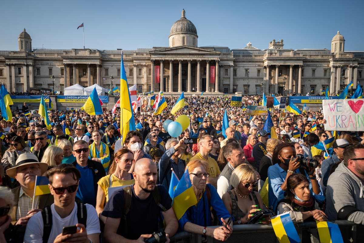 События в киеве. Лондон Украина. Киев люди. Центральная Украина.