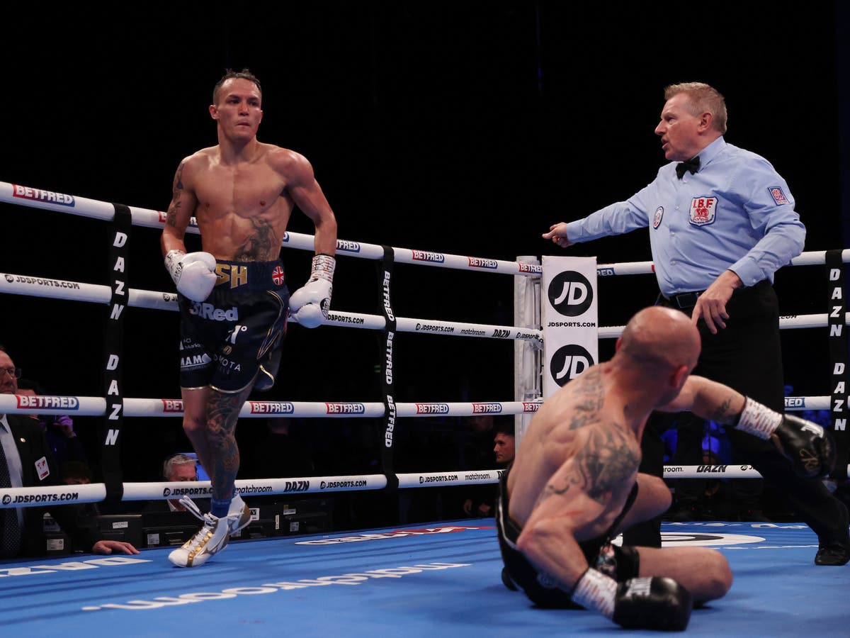 Josh Warrington stops Kiko Martinez to regain IBF featherweight world title