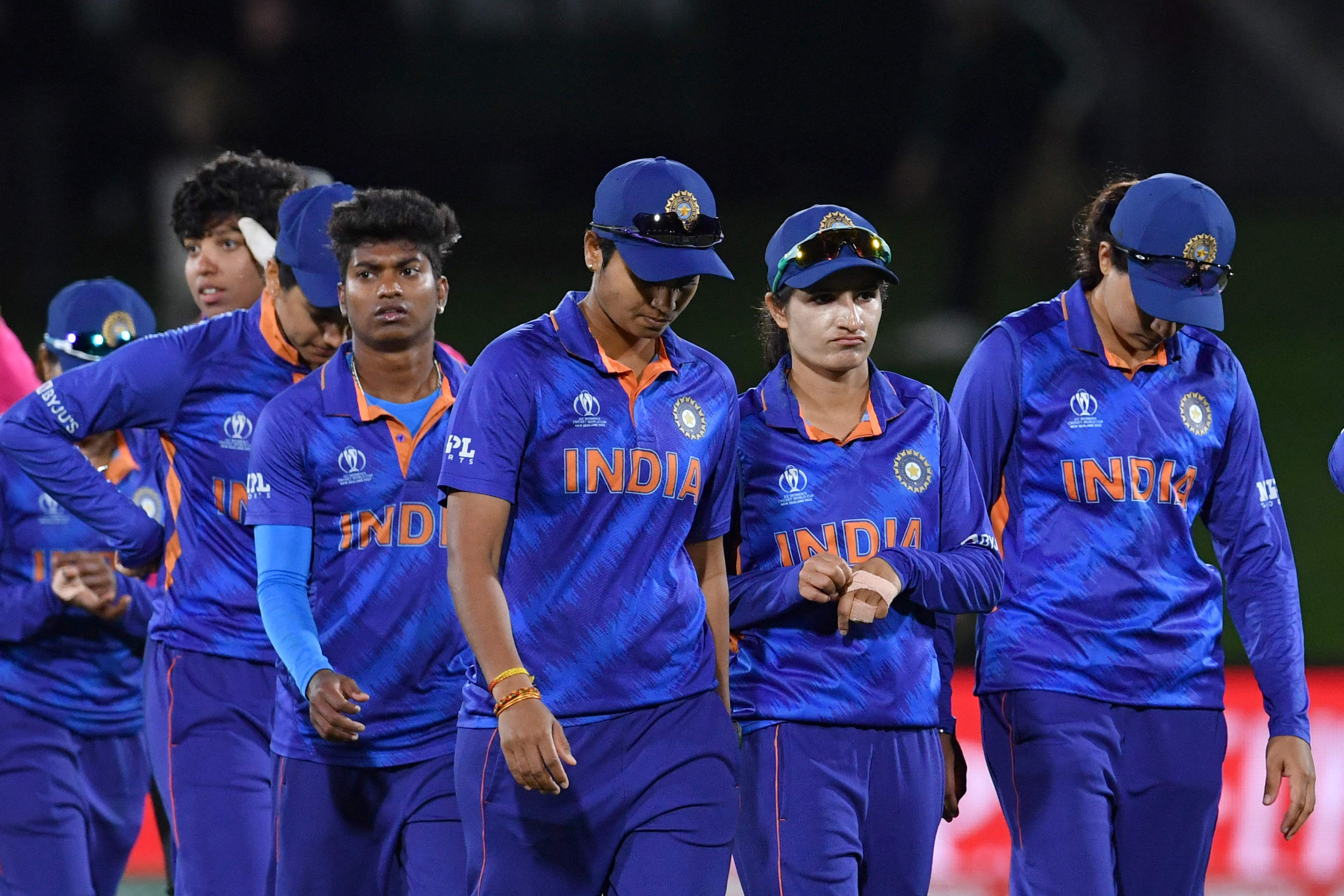 india-focussed-on-rebuilding-after-early-women-s-cricket-world-cup-exit