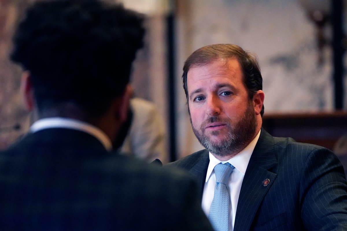 Mississippi lawmakers pass largest-ever state income tax cut