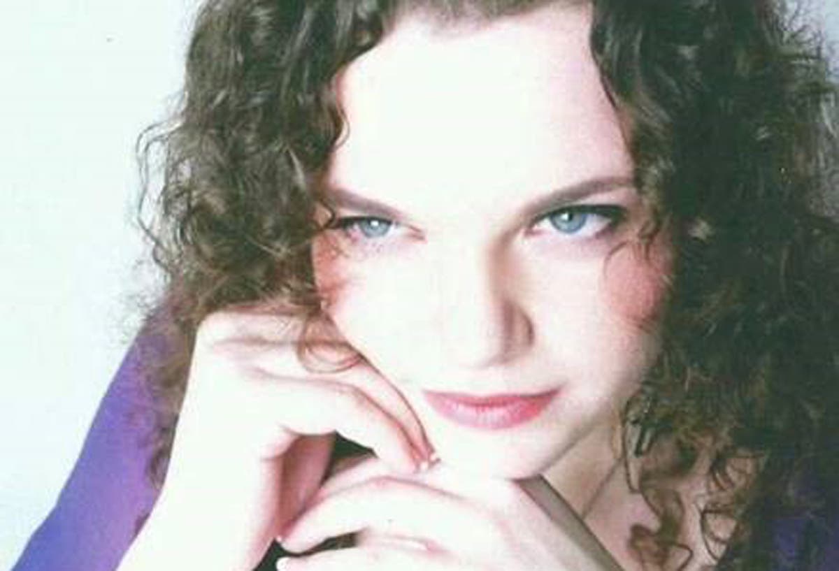 Kirstie Ellis &lsquo;murder&rsquo;: Woman &lsquo;laid dead in house undiscovered for weeks&rsquo;, police say as two arrested