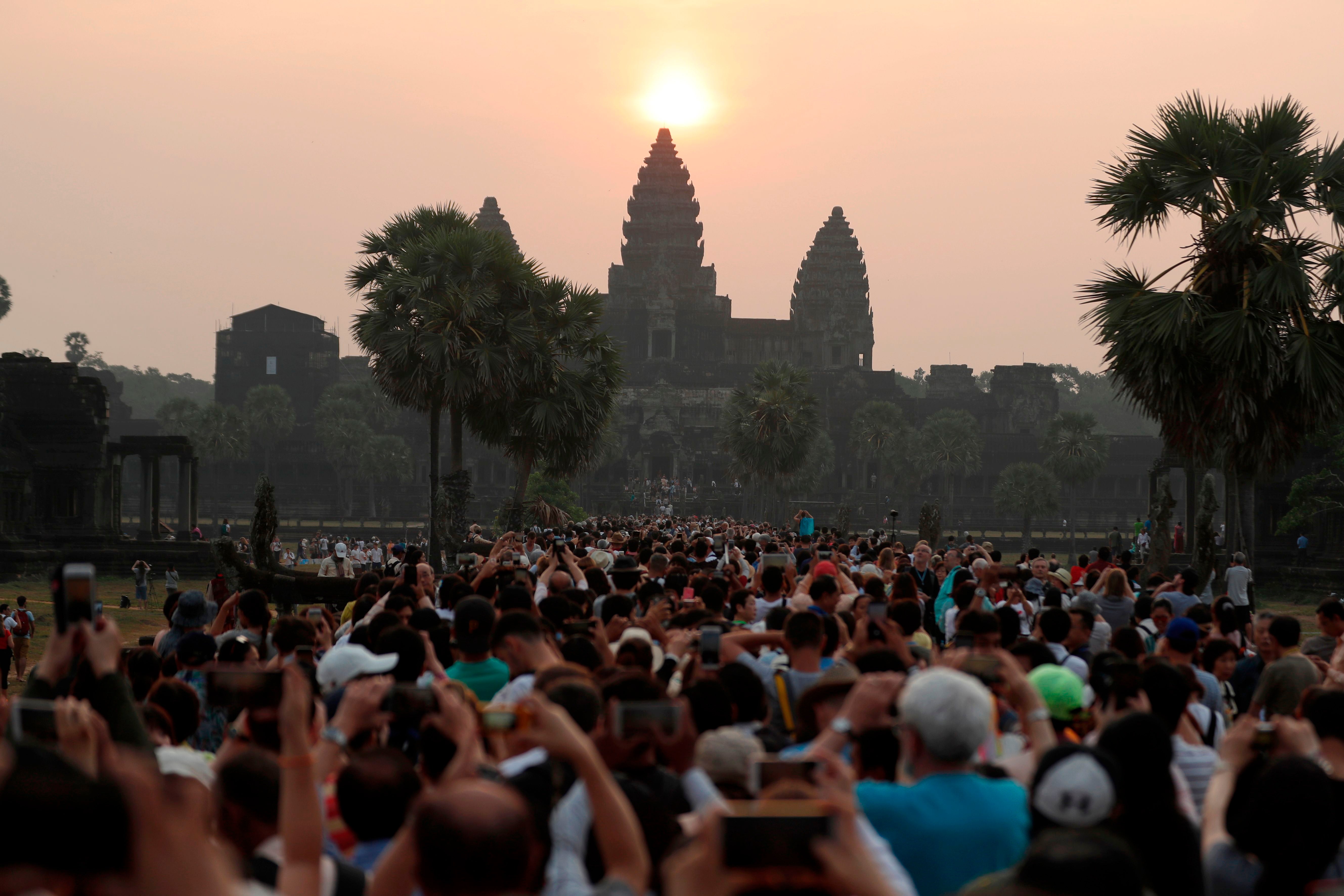 Crowds flock to Angkor Wat in 2018