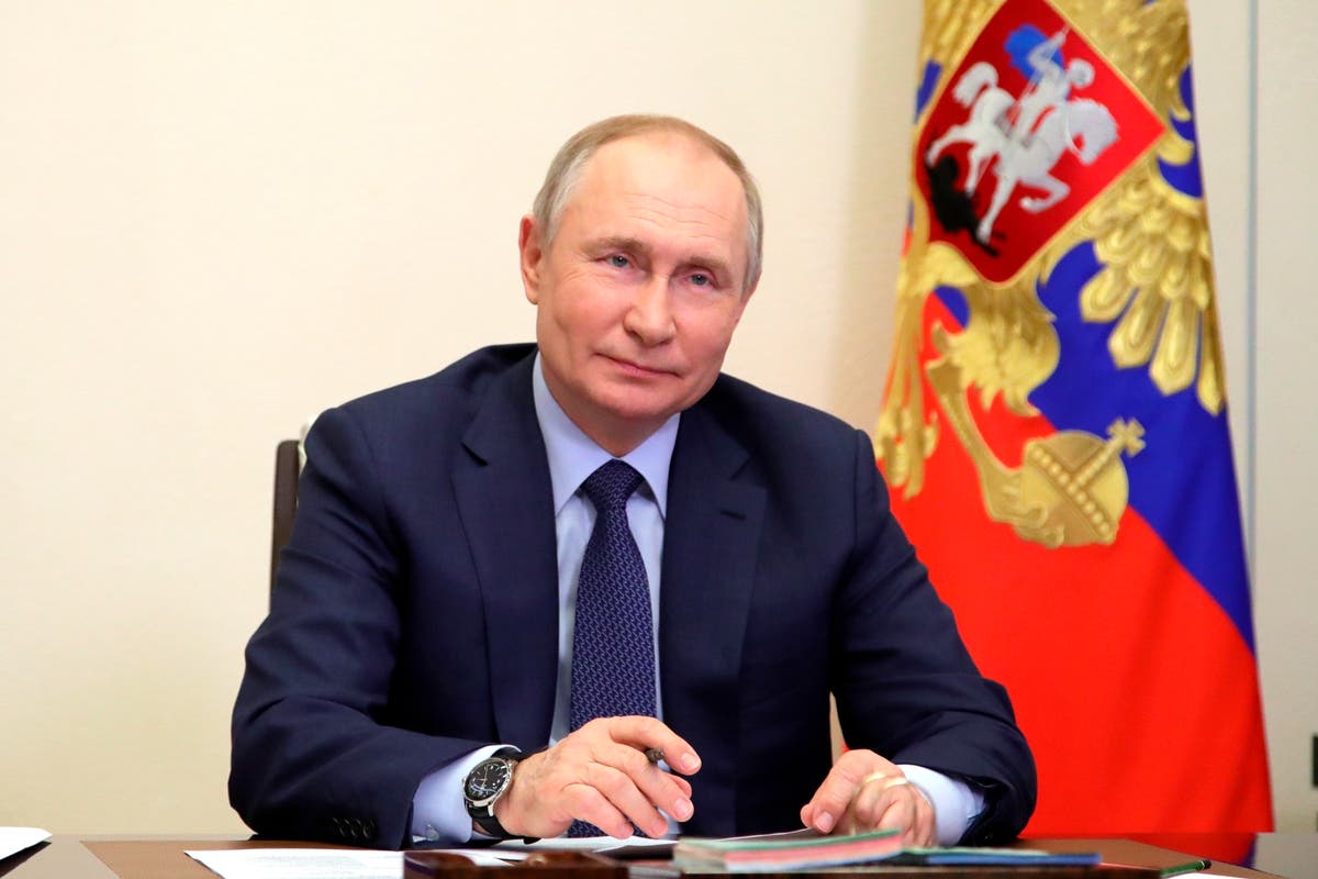 EXPLAINER: What would paying for natural gas in rubles mean?