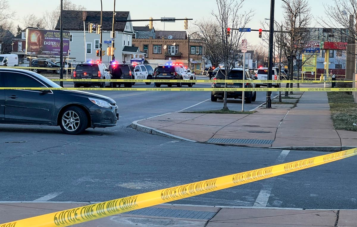 Buffalo police: 3 officers hit by gunfire during chase