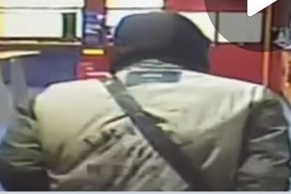 Noxious substance attack as man throws ‘fluid’ over three shop workers ...