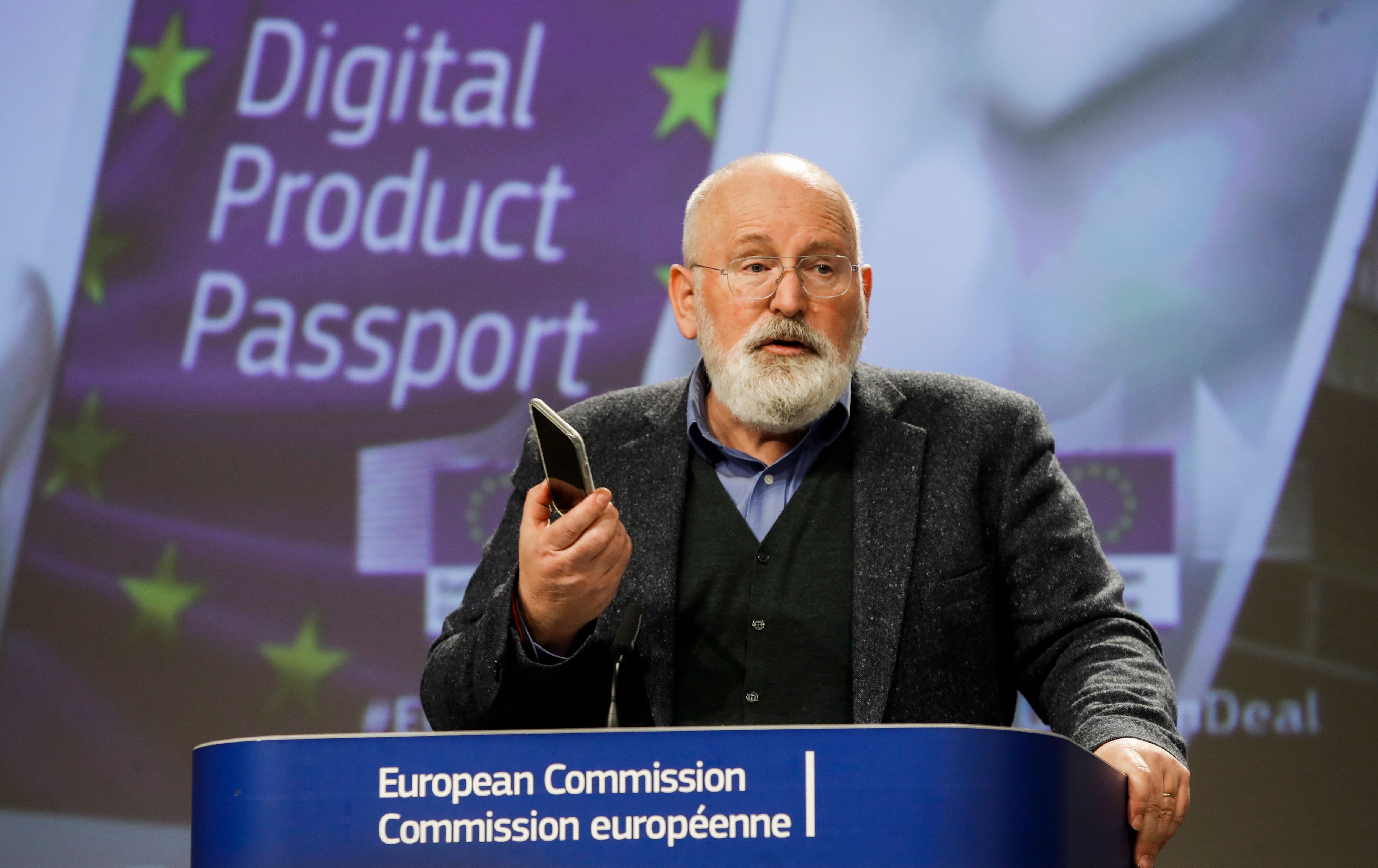 “A smartphone should not lose it’s functionality just because a battery declines,” said Frans Timmermans.