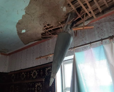 Unexploded Russian missile crashes through ceiling of building in Kharkiv