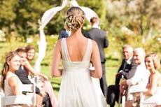 Bride praised for unique wedding entrance: ‘I got goosebumps’ 