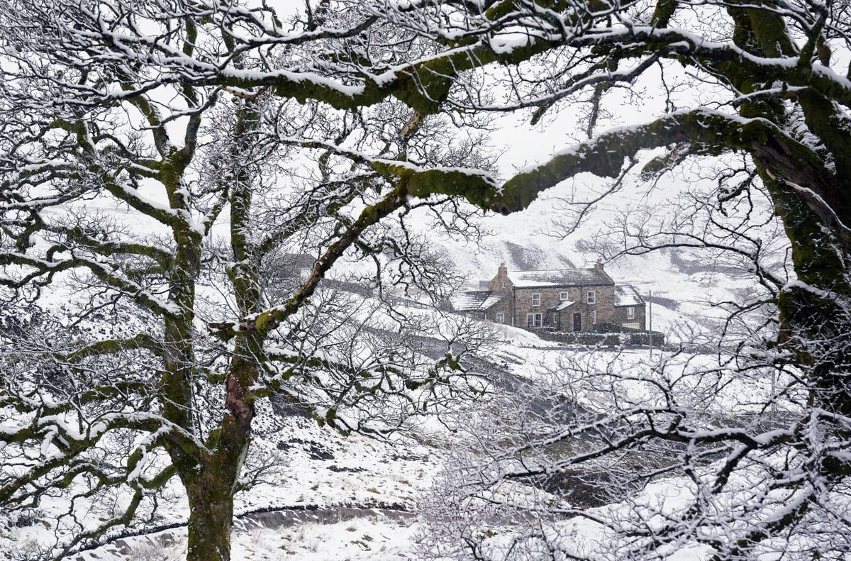 Snow, hail, ice and cold set for parts of England and Scotland