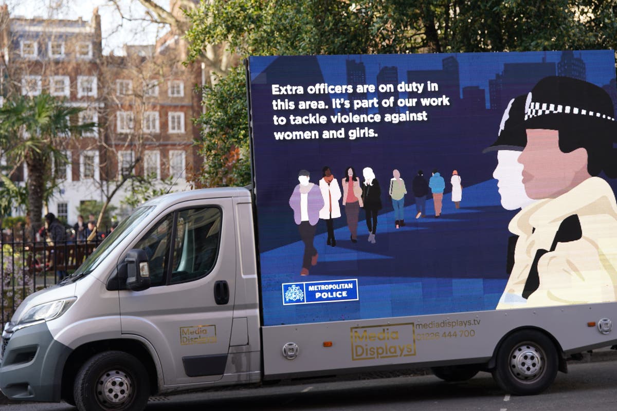 Thousands of women report feeling unsafe at night