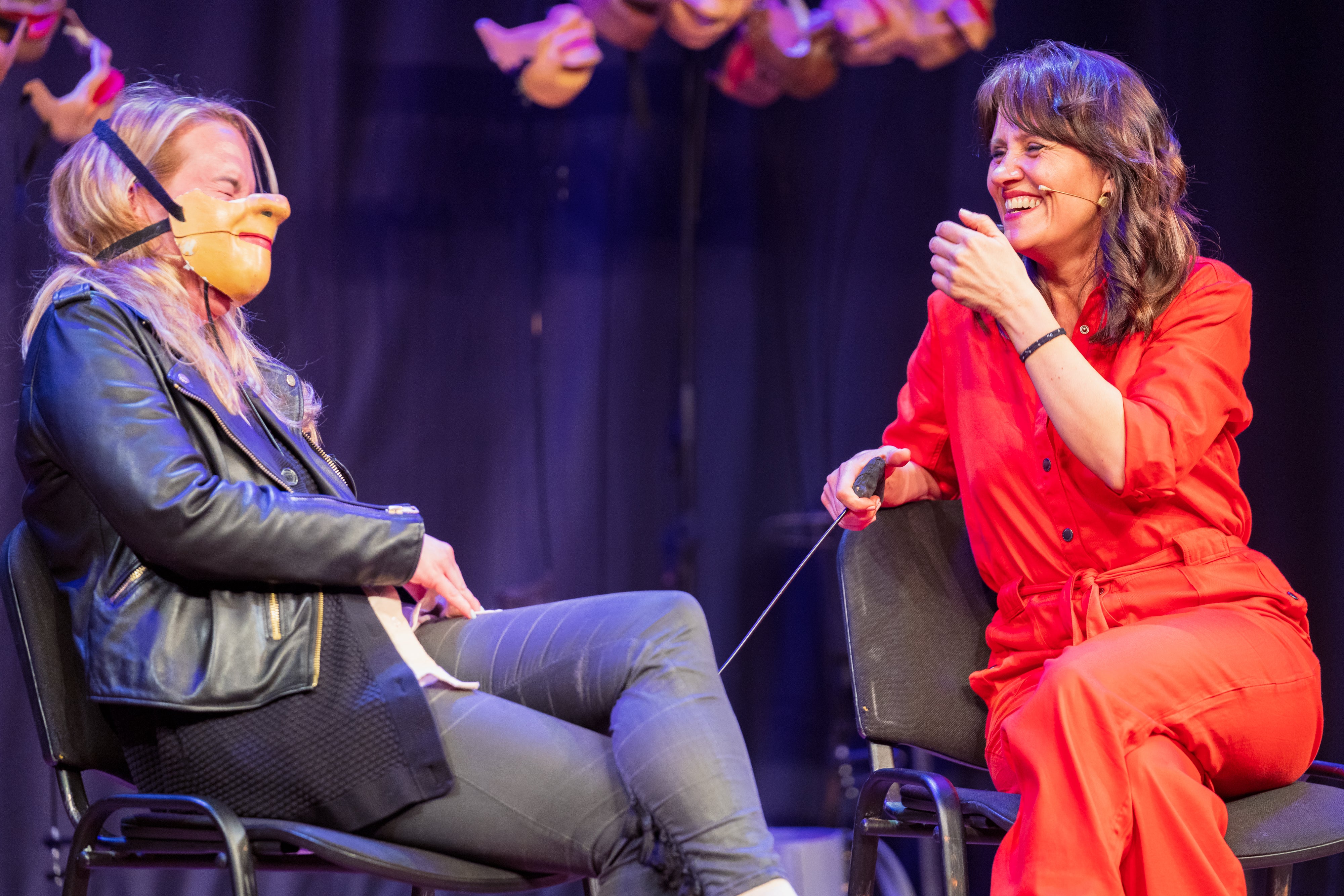 Nina Conti (right) in ‘The Dating Show’