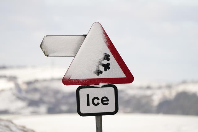 <p>A yellow weather warning for ice has been issued </p>